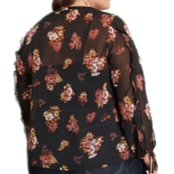 🔴 SALE NWT Modcloth Sheer Black Ruffle Blouse with Floral Pattern - Picture 2 of 10